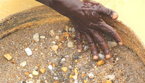 Photo Essay Exploring A Diamond Mine In Sierra Leone Wills