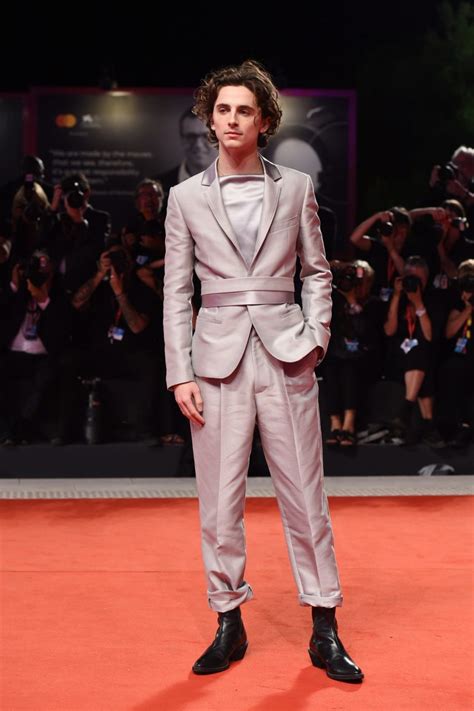 What's the correct way to say timothee chalamet? 2019 年最時尚的男性是誰？搜索引擎說是…Timothée Chalamet - Vogue Hong Kong