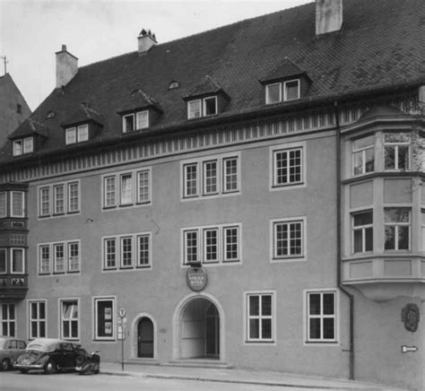 Mit den menschen in der bank. Die Bank - Volksbank Rottweil eG