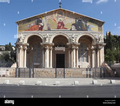 Church Of All Nations In Jerusalem Stock Photo Alamy