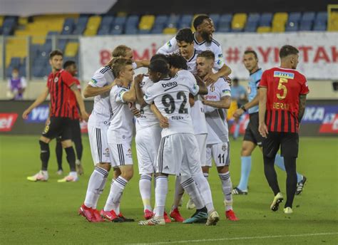 Check spelling or type a new query. Beşiktaş'ın gözü Şampiyonlar Ligi'nde