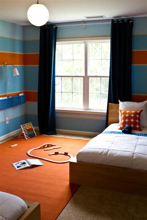 See the complete list below whether you want an airy and light or a dramatic and if you are looking for a sophisticated, dramatic, and nautical vibe, look no further than benjamin moore's hale navy. Nautical Themed Toddler Room