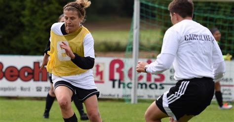 Siapa sih yang tidak tahu teknik yang satu ini. Latihan Ball Feeling Dalam Sepak Bola