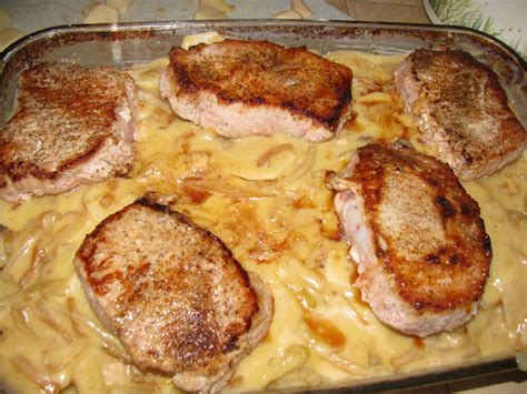 Delicious scalloped potatoes, thinly sliced potatoes baked with butter, bacon, onion, chives, parsley, gruyere, parmesan and cream. campbells mushroom soup pork chops and scalloped potatoes