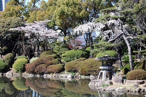 Also experienceosaka castle nishinomaru garden.promoting your link also lets your audience know that you are featured on a rapidly growing travel setup your trip planning widget for best results, use the customized trip planning widget for osaka castle nishinomaru garden on your website.it has. Nishinomaru Garden | This small pond is part of ...