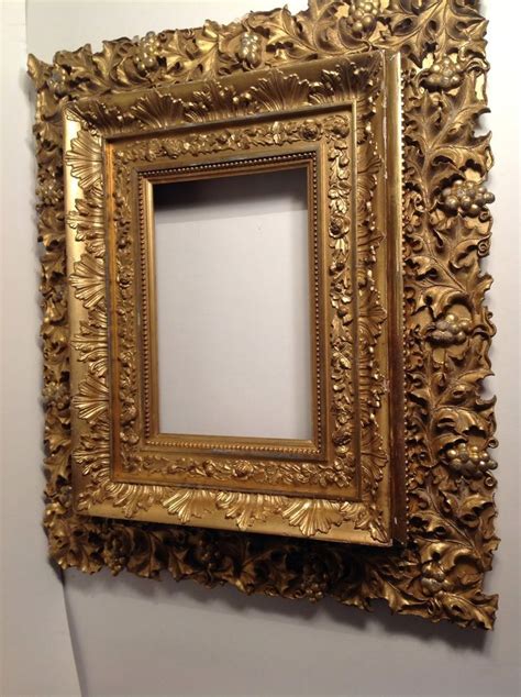Museum Quality Hand Carved Early Antique Italian Gold Gilt Frame Grapes