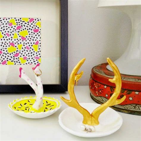 Since i loved how this turned out i ended up creating two prism shaped ring holders. Make your own ring holder using air dry clay | Clay crafts ...