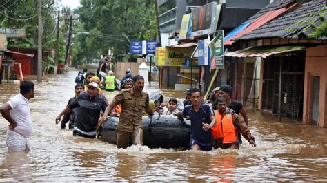 Disease Outbreaks Feared As Thousands Trapped By Kerala Flood World