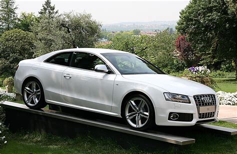Audi S5 White Cars Wallpapers And Pictures Car Imagescar