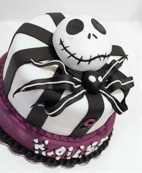 Get some ideas for your next cake and see why this themed cake is a must for the next birthday part. Nightmare Before Christmas Girly Cake - CakeCentral.com