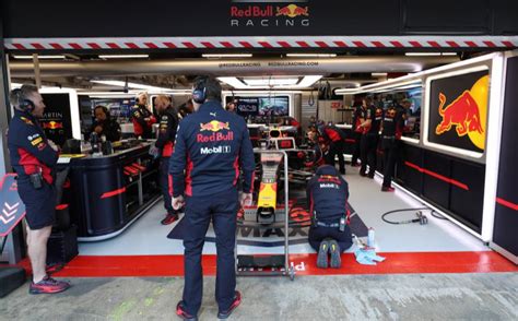 Wie niets wil missen, doet er goed aan onderstaand tijdschema te checken. Formule 1 GP België: hoe laat en op welke zenders te zien ...