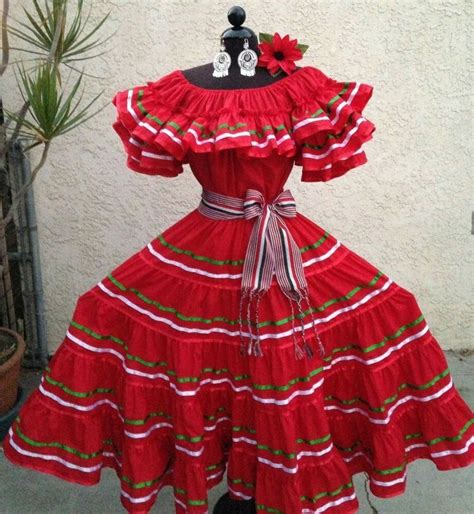 Pretty In Red Vestidos De Fiesta Mexicanos Vestidos Mexicanos