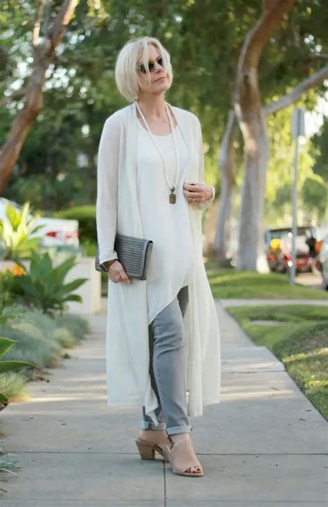 15 Very Important Fashion Tips For Women Over 50 Greenorc