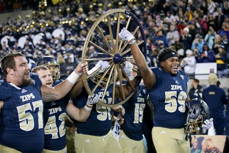 2019 Mac Football Week 7 Game Preview Kent State Golden Flashes At Akron Zips Hustle Belt