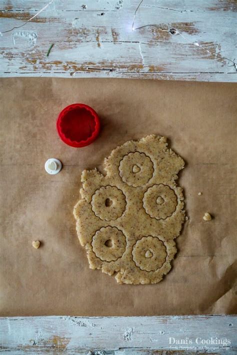 Hazelnut Linzer Cookies Dani S Cookings