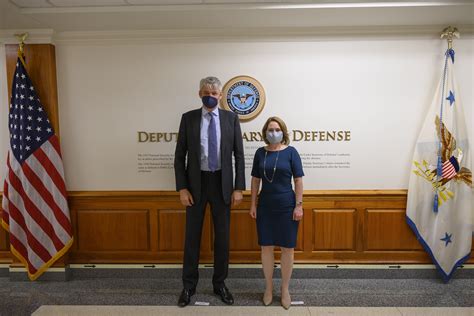 Deputy Defense Secretary Uk Counterpart Discuss Defense Security