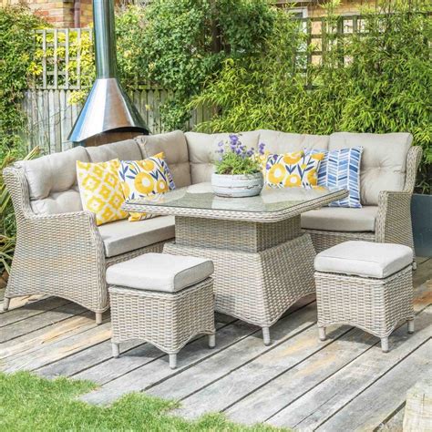 Corner bench works for so many spaces. LG Outdoor Toulon Compact Corner Dining Set With ...