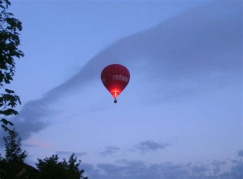 The Hot Air Balloon In The Night Sky Explore Loopyloubeth Flickr