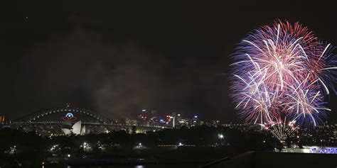 happy-new-year-2014-fireworks,-new-year-2014,-new-year-celebration