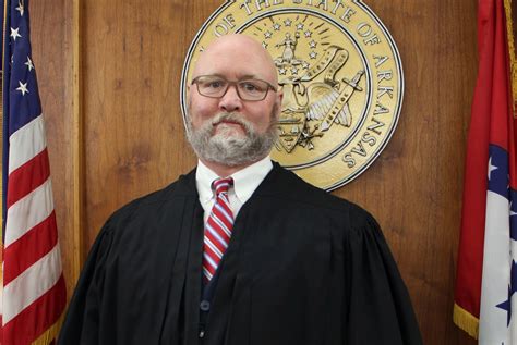 Hypocritical Pulaski County Judge Bends Over For Lr Mayor And Police Chief That Defied His Court