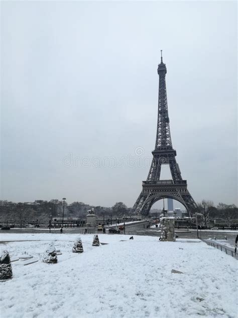 350 Paris Snow Tour Eiffel Stock Photos Free And Royalty Free Stock