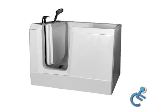 La vasca da bagno oggi è sinonimo di relax.lo stile di vita frenetico con il quale tutti noi siamo costretti a scendere a compromessi, rende la scelta di un bagno, anziché una rapida doccia, un atto di volontà a prendersi del tempo per noi stessi, oltre che per l'igiene personale. VASCHE CON PORTA: Vasca da bagno con apertura porta verso ...