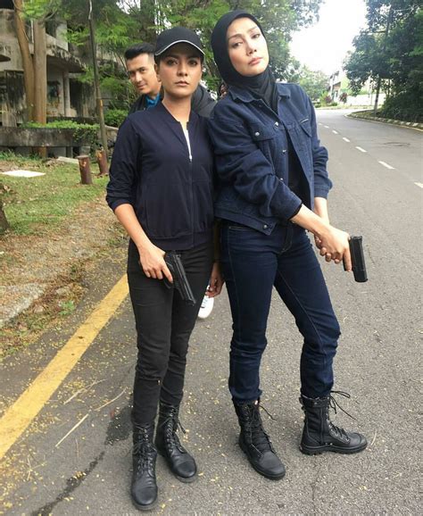 Inspektor daniel, insp hannah , adriana yang juga seorang model. Pelakon MR DARLING INSPEKTOR DANIEL | Cerita Budak Sepet