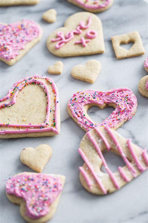 Easy Vegan Sugar Cookies With Pink Frosting — Oh She Glows