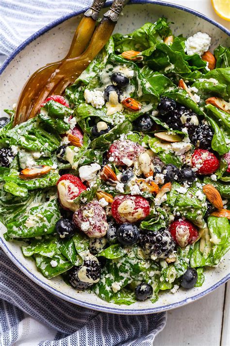 Mixed Berries Spinach Salad Recipe — Eatwell101