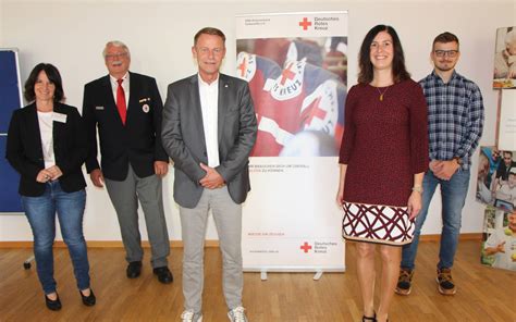 Nach Hochwasser 2021 Rotes Kreuz Cuxhaven Spendet An Drk Vulkaneifel