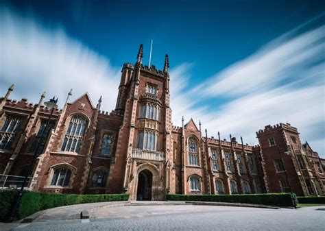 Queens University Belfast Fees Reviews Rankings Courses And Contact Info