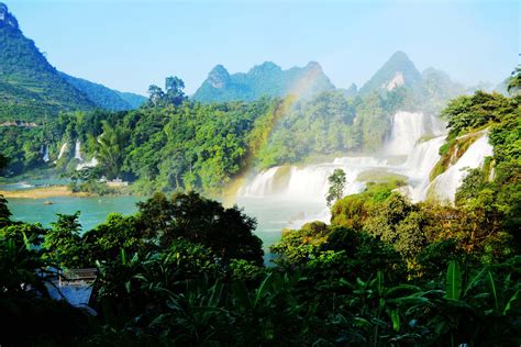 Amazing Chinadetian Waterfall Guanxi Province Travle Waterfall