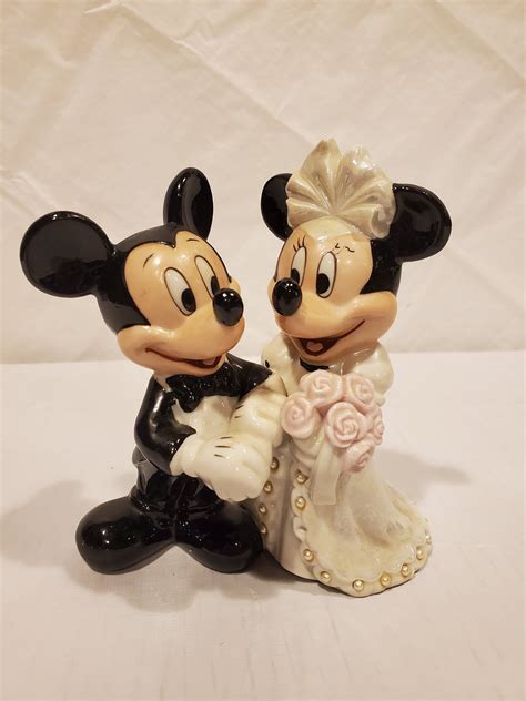Mickey And Minnie Mouse Bride And Groom Figurine Etsy Minnie Minnie