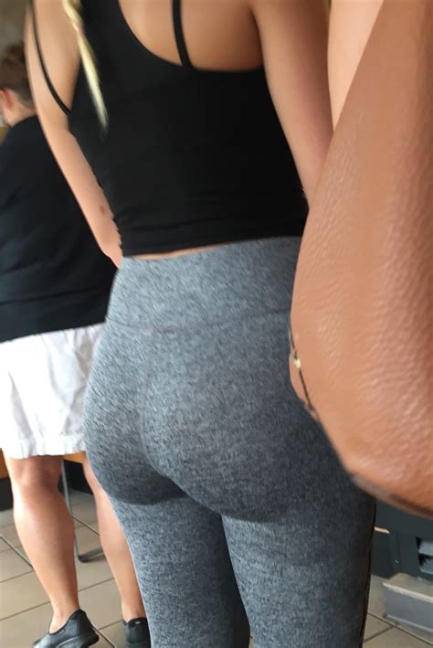 The World Of Spandex And Yoga Pants Tumblr Blog Gallery