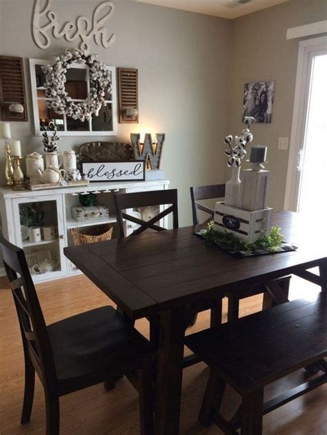 And the way involves a little space planning and a lot of research on tables. 64 farmhouse dining room decorating ideas 13 (With images ...