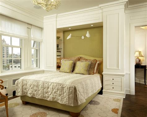 I'd love to see a fireplace or some built ins. Built In Shelves Around Bed Home Design Ideas, Pictures ...