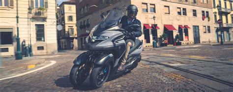 Ihr zulässiges gesamtgewicht liegt zwischen 3,5 und 7,5. Roller mit B-Führerschein: Yamaha Tricity 300 2020 ...