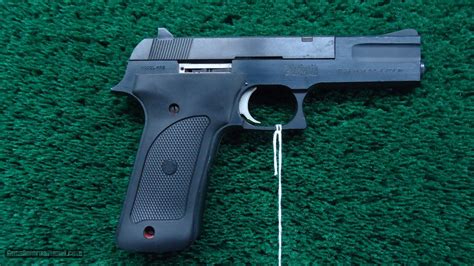 Smith And Wesson Model 422 Semi Auto Pistol In 22 Caliber