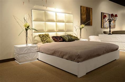 Unique Transitional And Contemporary Luxury Bedroom Set