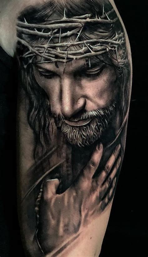 Pin De Patricia P Em Jesus In Art Tatuagem De Jesus Tatuagem De