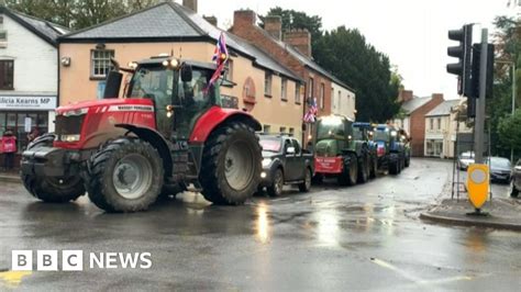 Tractors Drive Through Melton Mowbray In Farming Rules Protest Bbc News