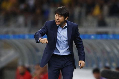 Hlv shin tae yong tuyên bố không ngại thái lan, quyết cùng indonesia giành điểm trong trận ra mắt chính thức của ông. Head coach Shin Tae-yong confirms South Korea roster for ...