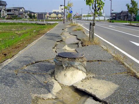 Earthquake Preparedness Tips - 2015 Edition | A Listly List