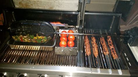 Adanaspor hakkında haberler, köşe yazıları, nostalji, galeri, forum ve daha fazlası! Adana Kebap nach Assegriller - Madhouse CooKing