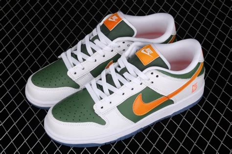 Nike Dunk Low “ny Vs Ny” Sage Greenwhite Bright Orange