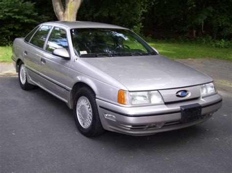 In 1990 ford taurus was released in 7 different versions, 1 of which are in a body sedan and 1 in the body wagon. 1990 Ford Taurus SHO -- Exquisite! for sale: photos ...