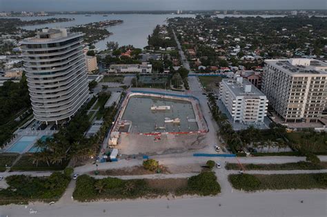 Anonymous Bidder Offers M For Site Of Miami Condo Collapse The Independent