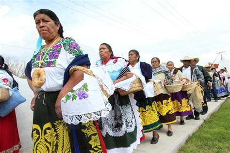 Original Purepecha Woman Beautiful ♥♥♥ Michoacan Mexican Art Indigenous Peoples Textiles