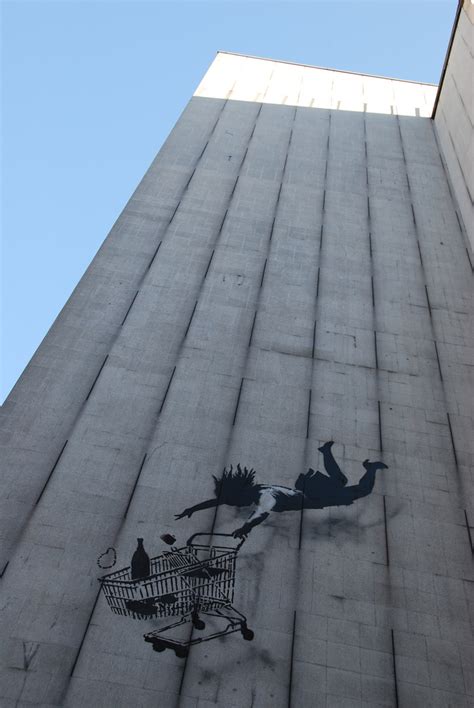 Estación Visual Shop Till You Drop Por Banksy