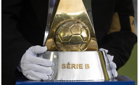 O campeonato brasileiro da série b é equivalente a segunda divisão do campeonato brasileiro de futebol. CBF divulga tabela da Série B 2021, que está recheada de ...